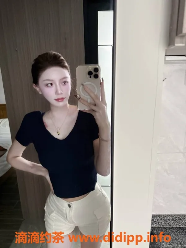 广州楼凤资源信息,天河嫩妹叮叮，水费600，独特舌吻服务