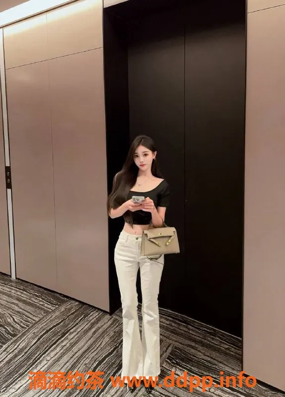 南通楼凤-甜甜 20岁 C罩杯 全能莞式服务 P800