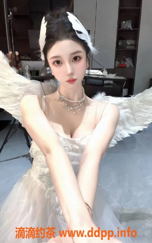 广州楼凤-天河嫩妹甜柒柒，水费2000p，尽享舌吻服务