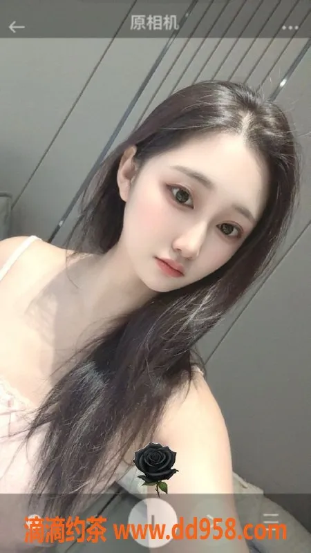 广州楼凤-花都嫩妹佳佳，水费800p超值体验