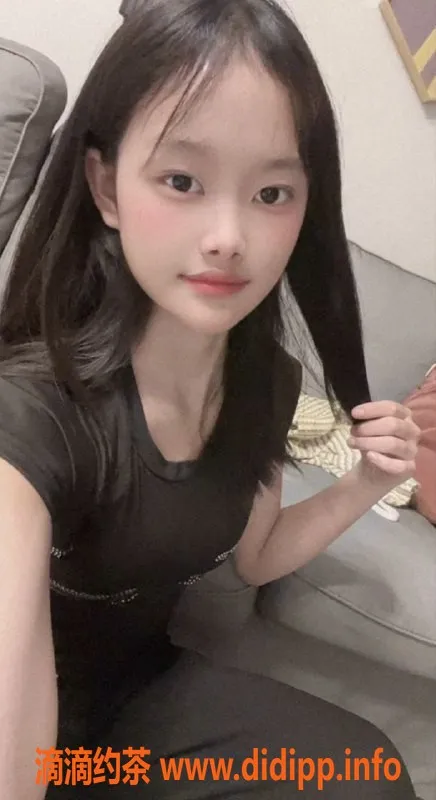 成都楼凤资源信息,成都嫩妹洛洛，163cm身材，400元全套服务