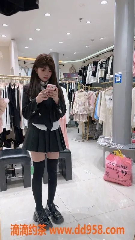 深圳楼凤-花如意，福田嫩妹，1000p起！