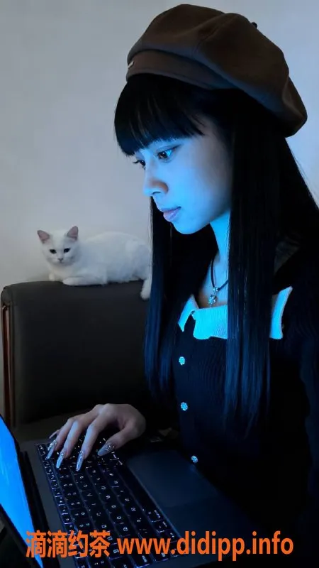 深圳楼凤资源信息,深圳罗湖柳映琪，900p起，服务超赞！