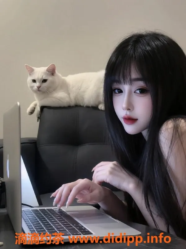 广州楼凤-天河朱迪：长腿嫩妹，水费800p