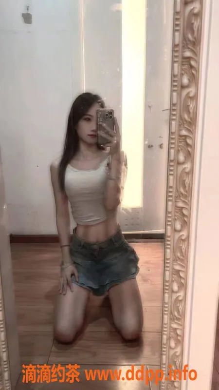 广州楼凤-天河嫩妹睇婉，600水费双飞服务！