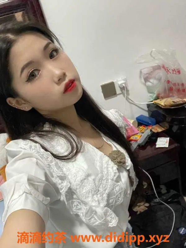 广州楼凤资源信息,南沙媚媚外卖服务女神，24岁36D超值体验