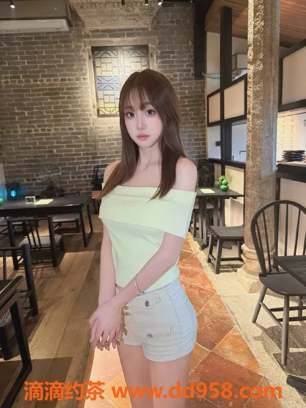 广州楼凤-天河嫩妹欣巴克，水费800，热情服务等你体验！