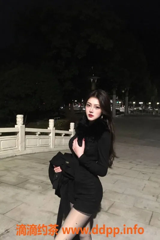 杭州楼凤资源信息,鼓鼓，22岁，身高167，53kg，价格优惠全套服务