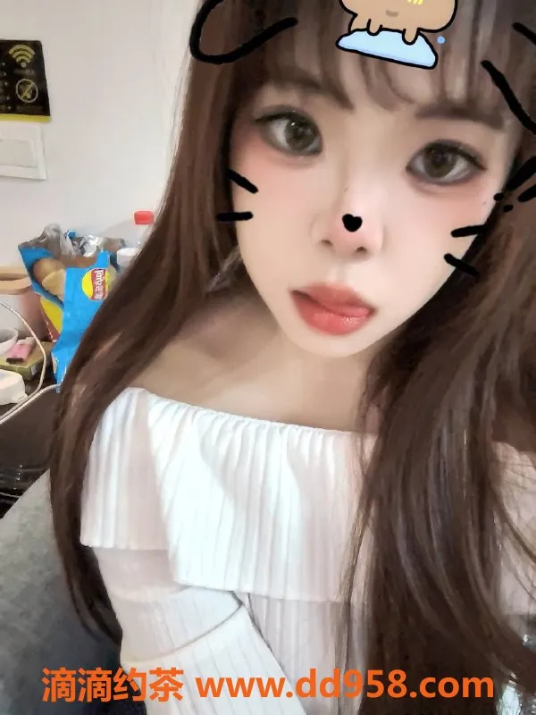 广州楼凤资源信息,天河嫩妹若离，600水费，热情舌吻等你来体验