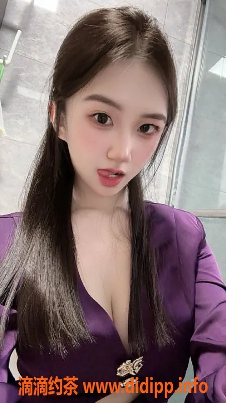 广州楼凤资源信息,天河童颜巨乳温温，水费900p！