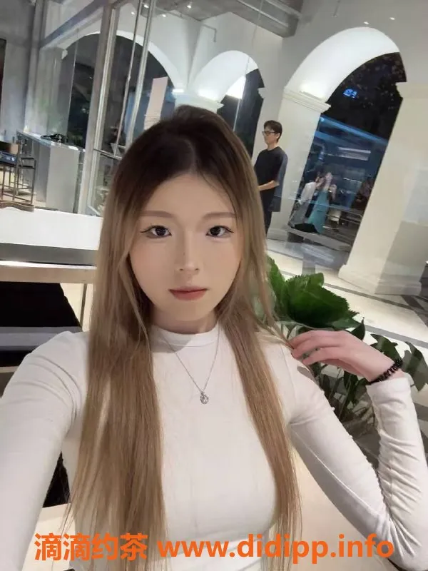 广州楼凤-天河嫩妹小艺，水费600，69服务等你来体验