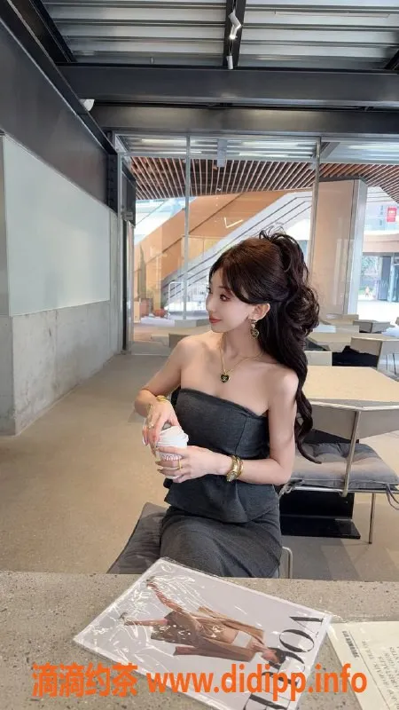 深圳楼凤-南山苏见，168长腿44kg精致魅力！