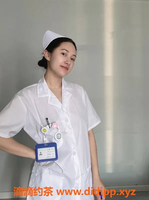 广州楼凤-天河护士潇潇，长腿嫩妹，水费800p