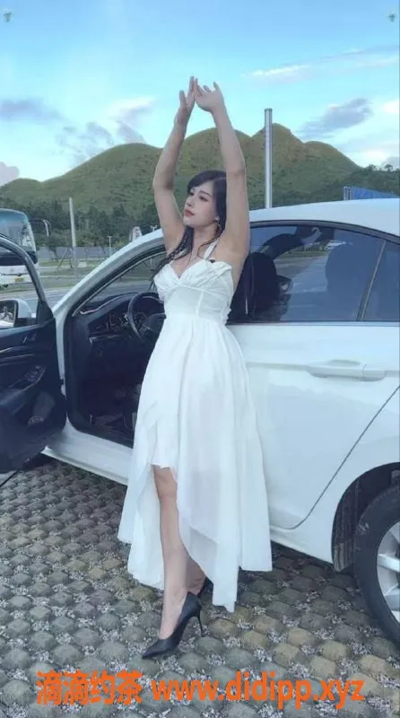 北京楼凤-北京双井航妹，28岁身高166，体重48，茶费6元！