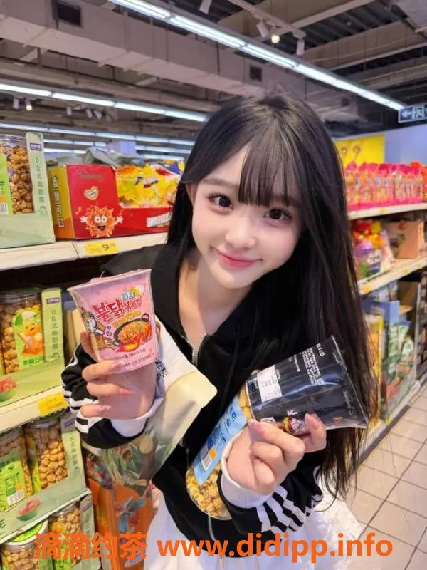 广州楼凤资源信息,天河小淘淘，极品嫩妹，水费1100p