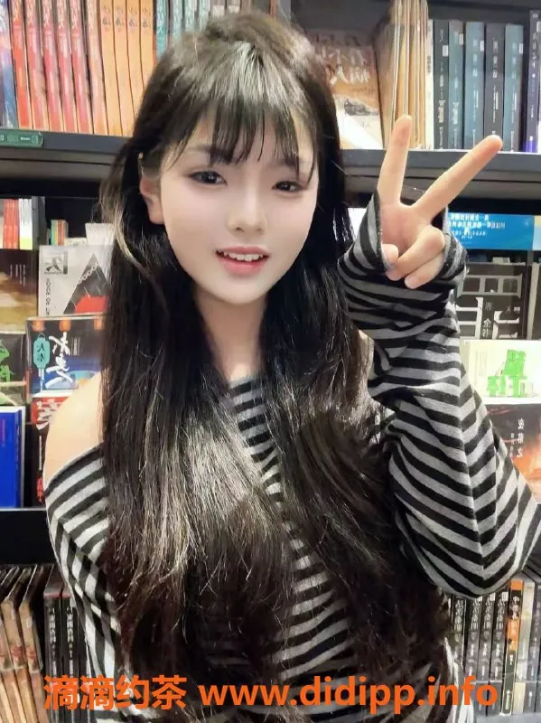 武汉楼凤-洪山美奈子，服务超赞，身材平均8分