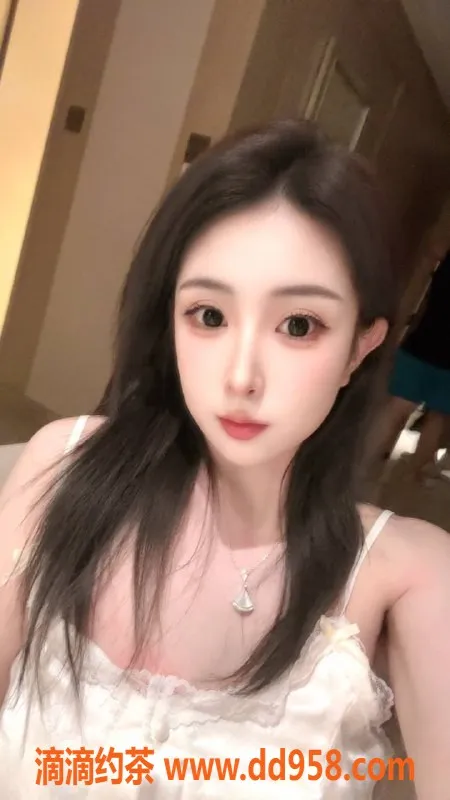 广州楼凤-天河制服女神小冉 性感体验仅1200p