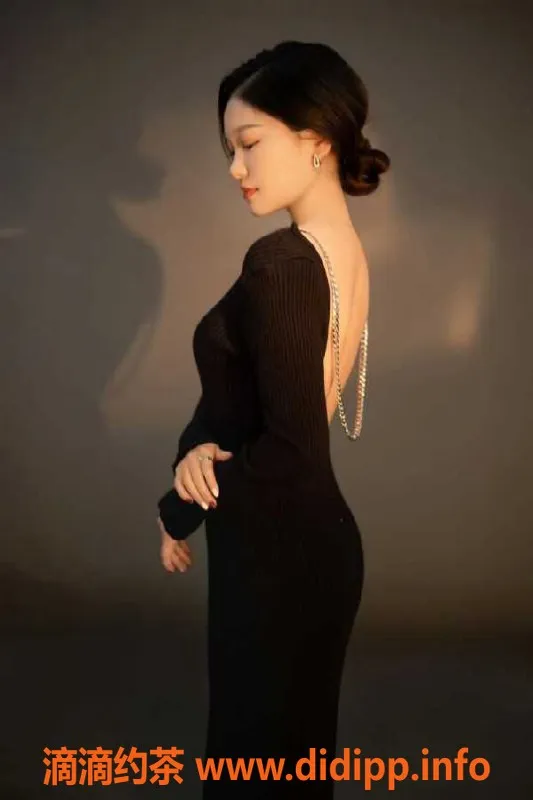 广州楼凤-白云区江夏新人小韩，24岁，160cm，46kg，热情服务