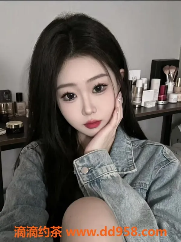 无锡楼凤资源信息,梁溪区诺诺，高颜值陪浴，身高175，价格优惠