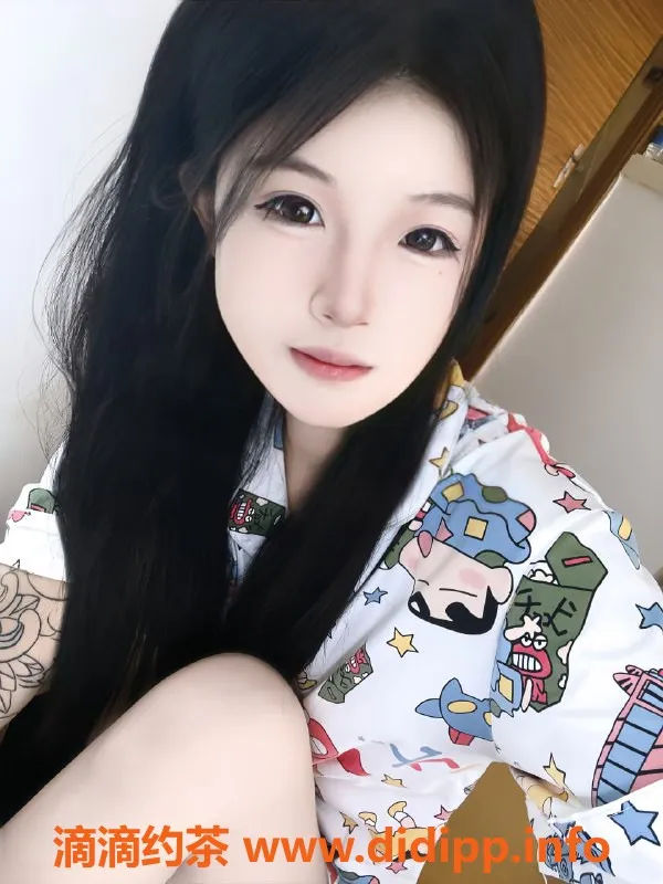 无锡楼凤资源信息,锡山区青柠，168厘米高颜值嫩妹，陪浴服务