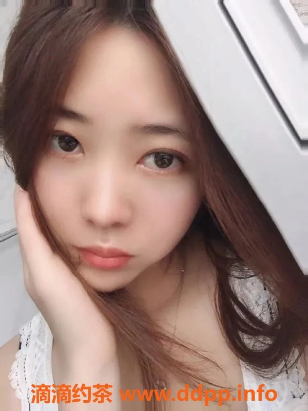 深圳楼凤-龙华小猫咪，700p专业服务，绝对值得体验！