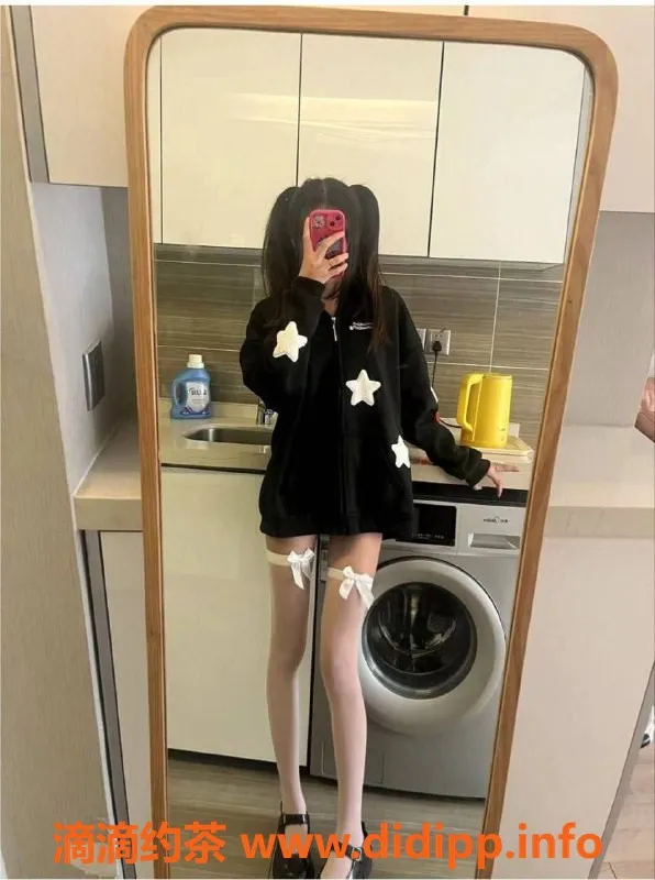 无锡楼凤-梁溪东岭06顶级萝莉 三点粉颜值超高