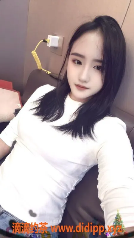 惠州楼凤-啊暖 大亚湾 25岁 身高161 98斤 550p