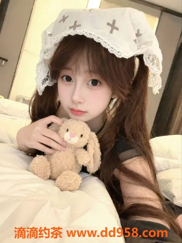 成都楼凤-武侯区小欣奈，身材颜值俱佳的嫩妹