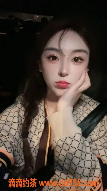 广州楼凤-天河御姐韩娜娜，800水费惊艳呈现！