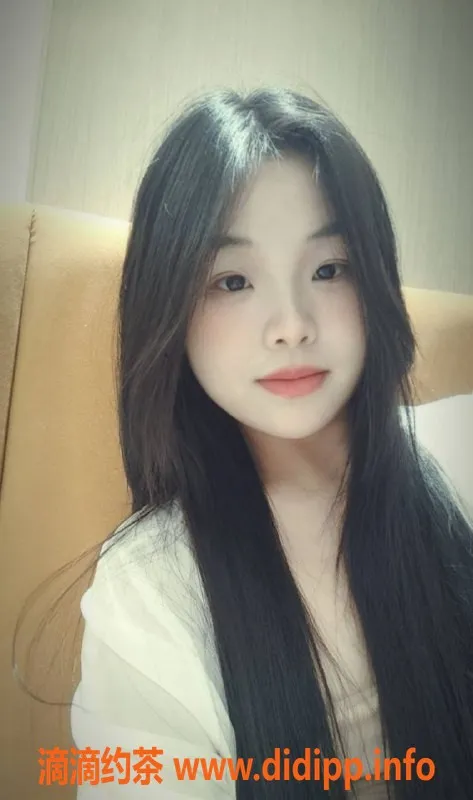 广州楼凤-天河梅花园嫩妹小希，水费500p