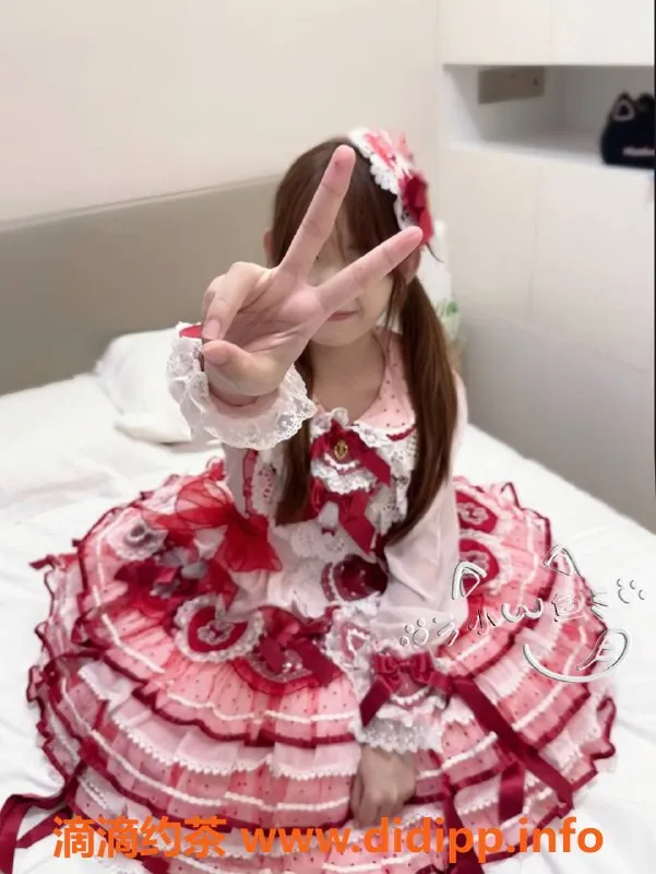 广州楼凤-金沙洲小鱼宝，1200p嫩妹服务等你体验