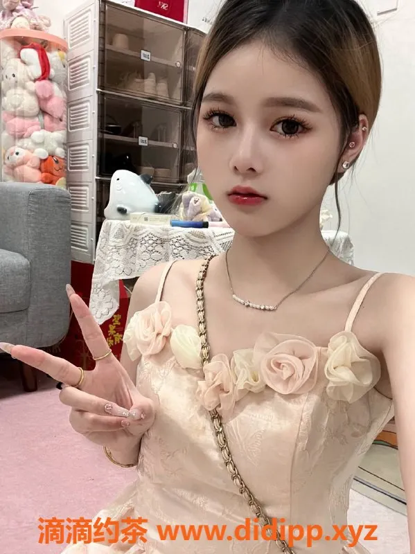 深圳楼凤-深圳小糯米，激情服务1200起，尽享鸳鸯浴