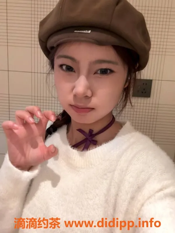 深圳楼凤资源信息,福田柳映琪，900元享深喉与鸳鸯浴