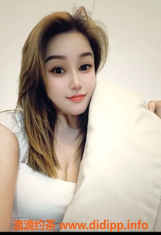 中山楼凤-西区果果，34C胸围，服务优质