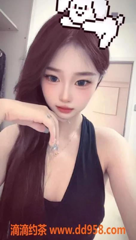 无锡楼凤-滨湖区萧雅，皮肤白嫩，1200起陪浴服务