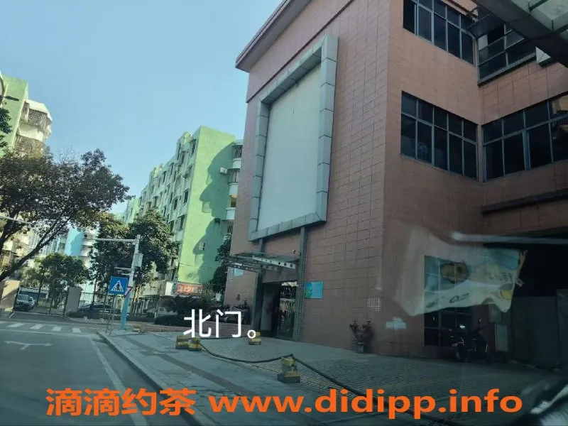 中山楼凤-西区美丽小姐, 300快餐, 400洗吹做