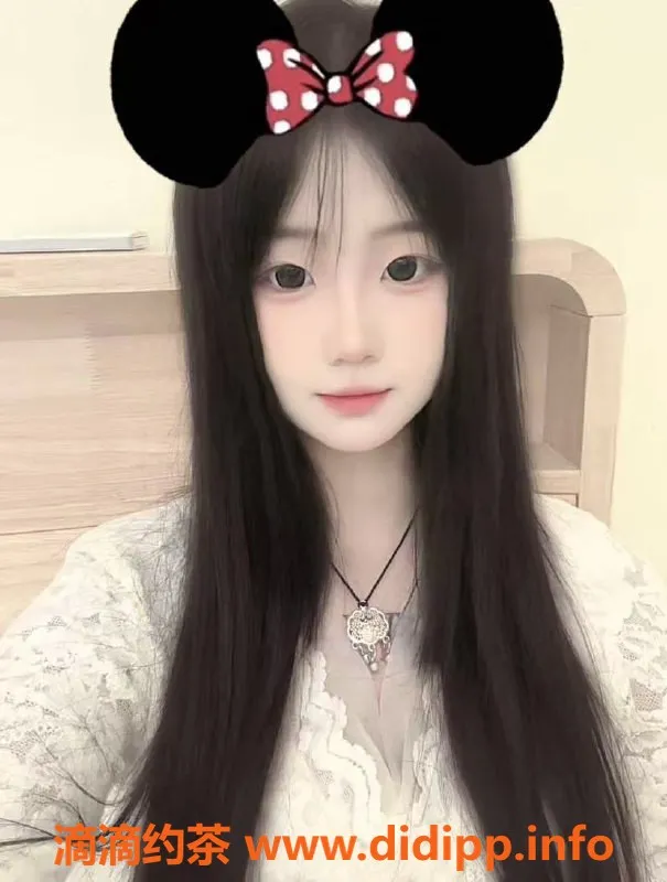 常州楼凤-武进18岁冷白皮学妹彤彤，163cm仅95斤上门服务