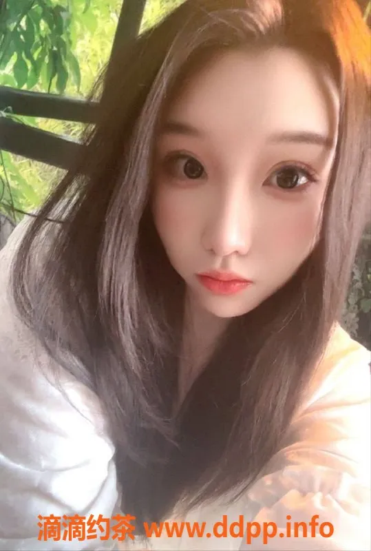 广州楼凤-天河温瞳，私密服务，课费500