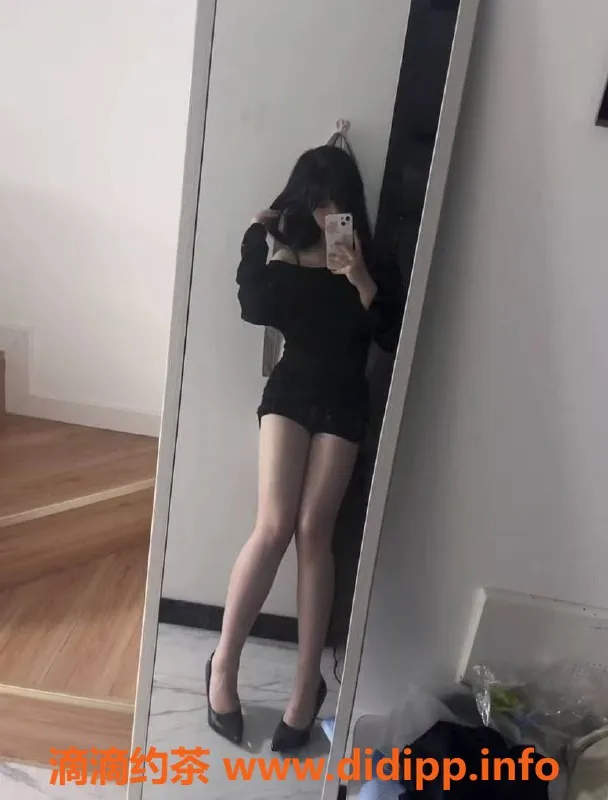 常州楼凤-武进万达 纺织学妹 173高 93体 口调情 服务多样