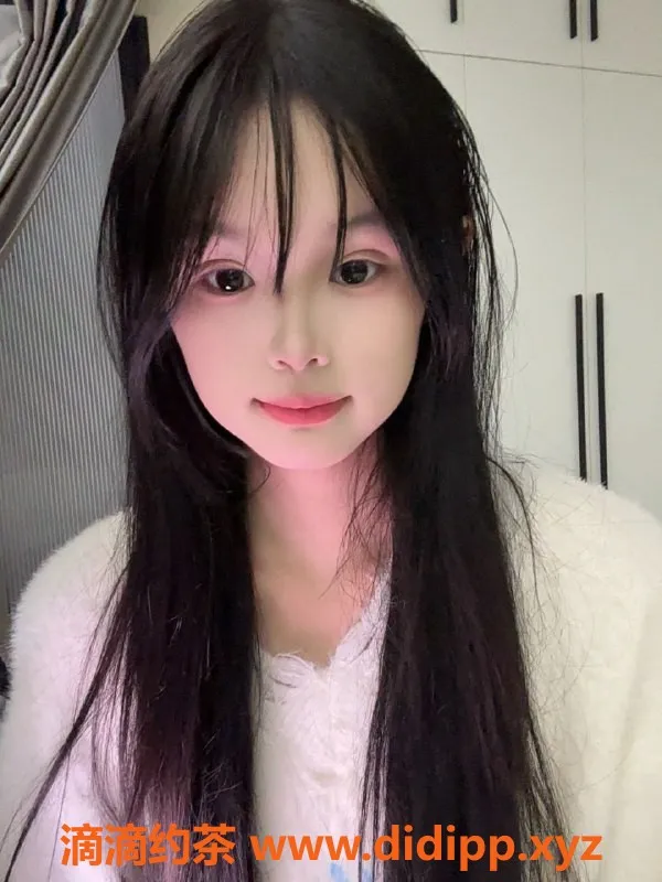 深圳楼凤资源信息,南山嫩妹馨馨，798元起，舌吻制服体验