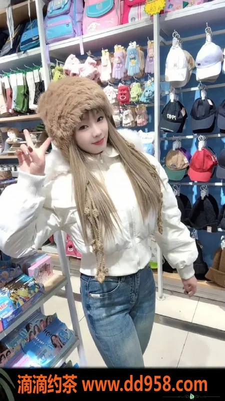 深圳楼凤-南山嫩妹七七，1300元私享服务