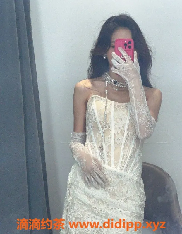 成都楼凤-成都万象城林橙，24岁美女，优质服务仅900元