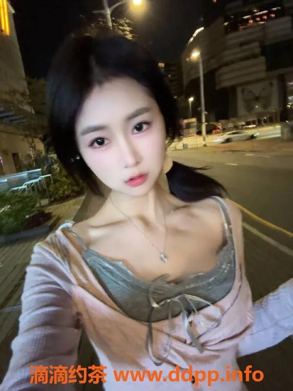 深圳楼凤资源信息,福田痞痞，制服诱惑，1100P舌吻服务