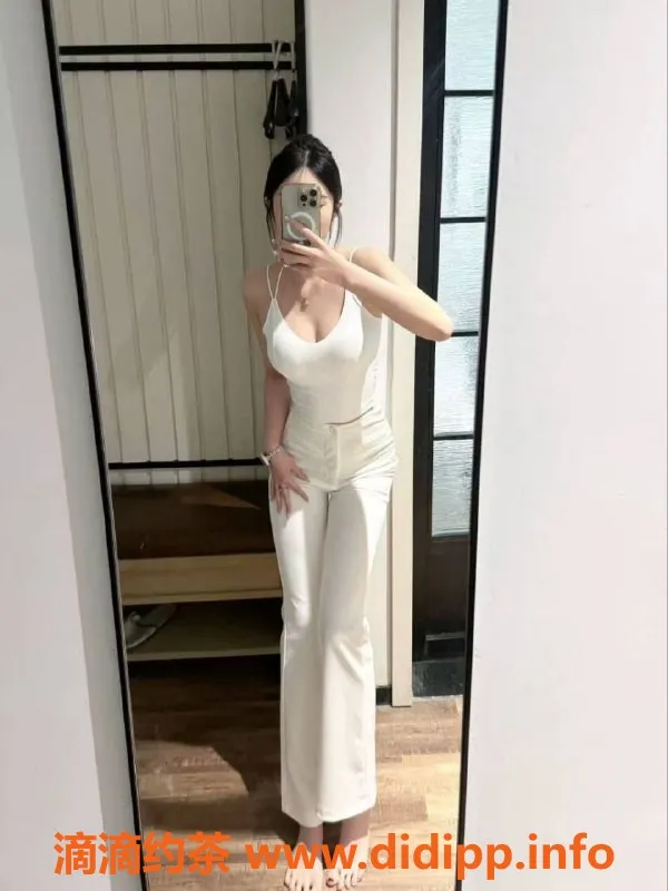 常州楼凤-溧阳嫩妹御姐双飞服务，价位600-800