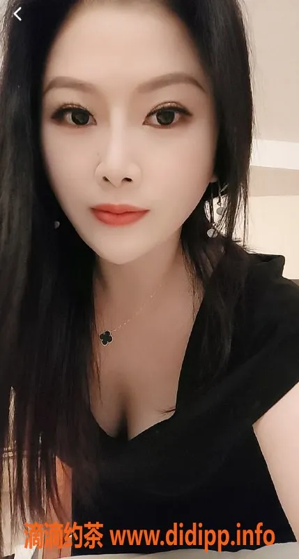 惠州楼凤资源信息,惠阳瑜儿，35岁162cm，120斤制服丝袜服务