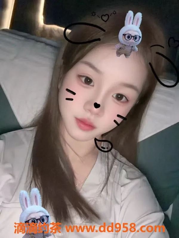 昆明楼凤-官渡区清婉｜700元共浴调情，69服务等你来体验！