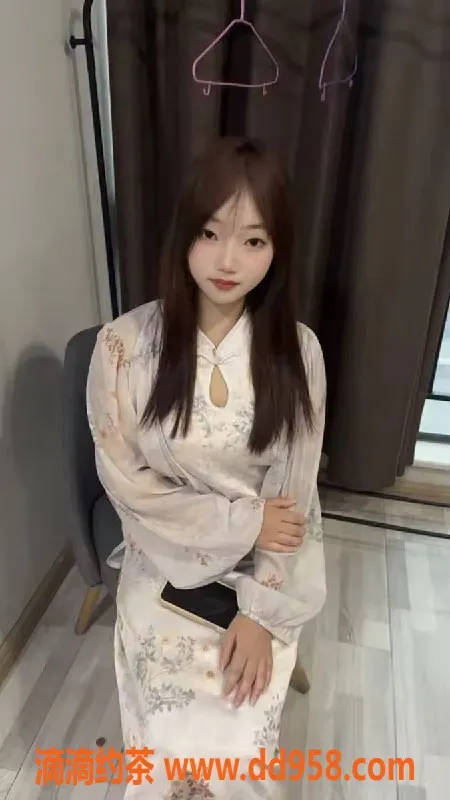 成都楼凤资源信息,成华区18岁少女雨桐，身高160，体重94斤，女友感满满