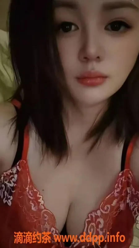 广州楼凤-广州白云36D大胸小雪，28岁懂你心