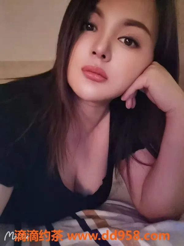 广州楼凤-广州白云36D大胸小雪，28岁懂你心