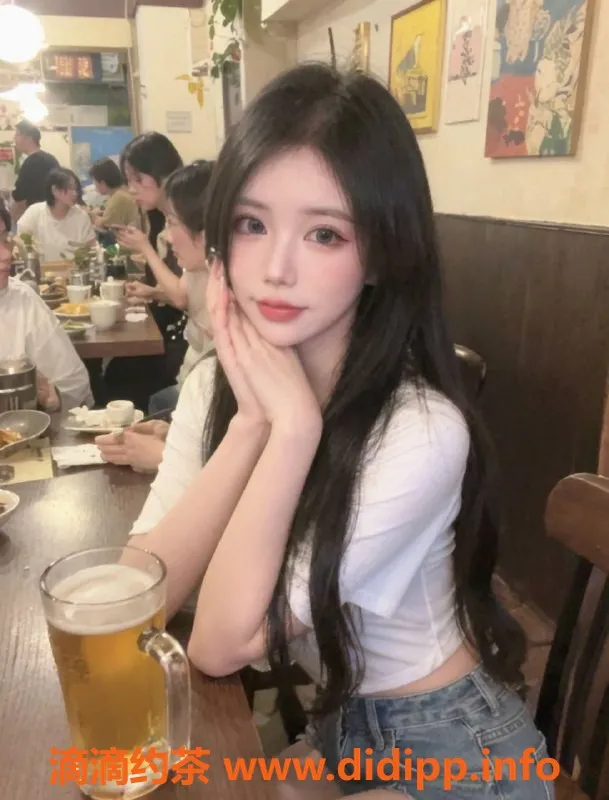 温州楼凤-温州嫩妹嘉欣 167cm 51kg B胸 提供鸳鸯浴服务